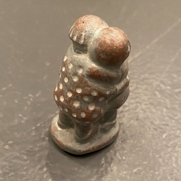 Vintage 1986 Isabel Bloom 2” Figurine Miniature “Hugs” - Picture 3 of 6